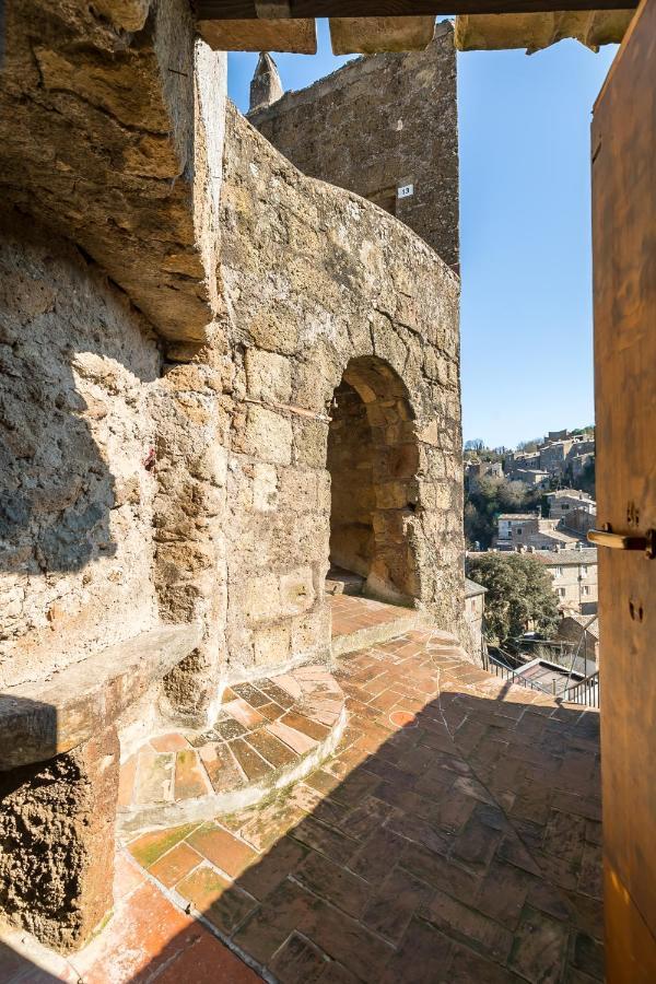 Opera Suites - Le Notti Bianche Calcata Exterior photo